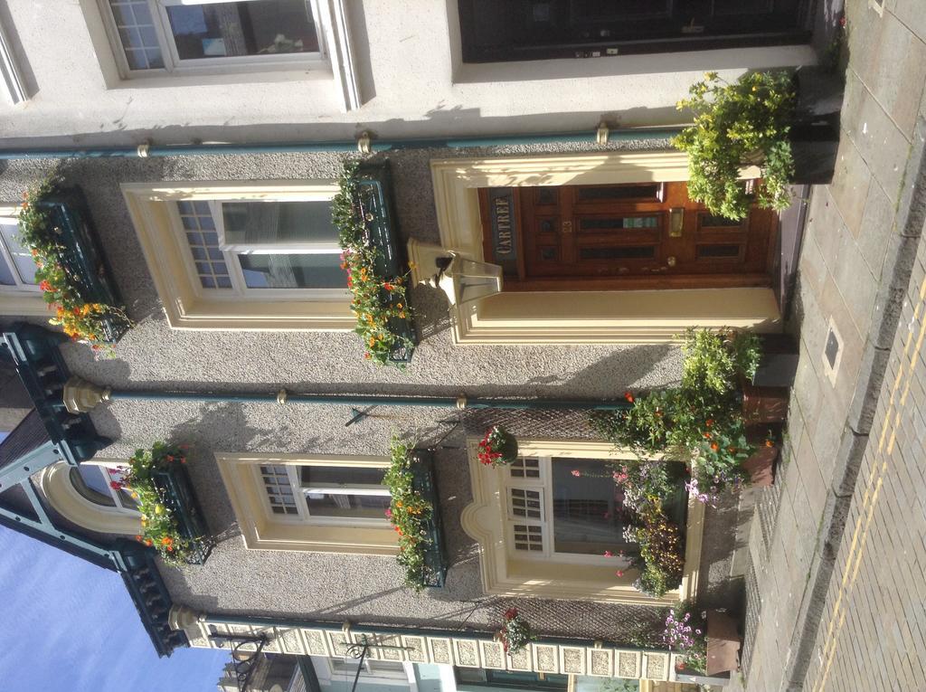 Cartref Guesthouse Карнарфон Екстериор снимка