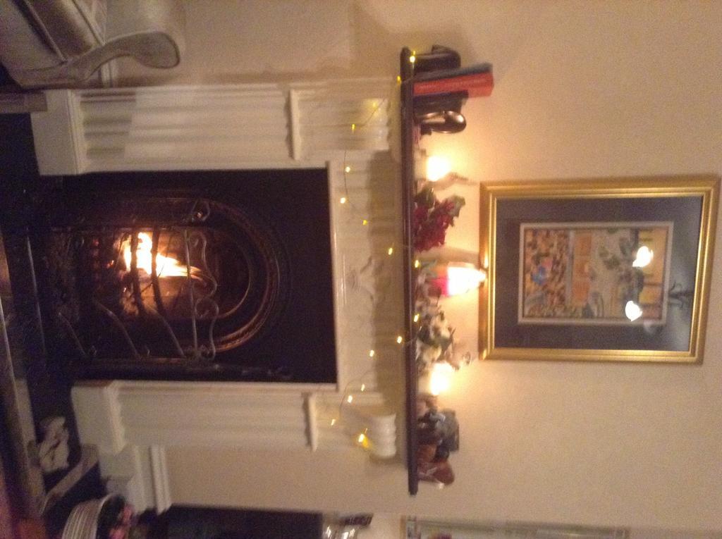Cartref Guesthouse Карнарфон Екстериор снимка