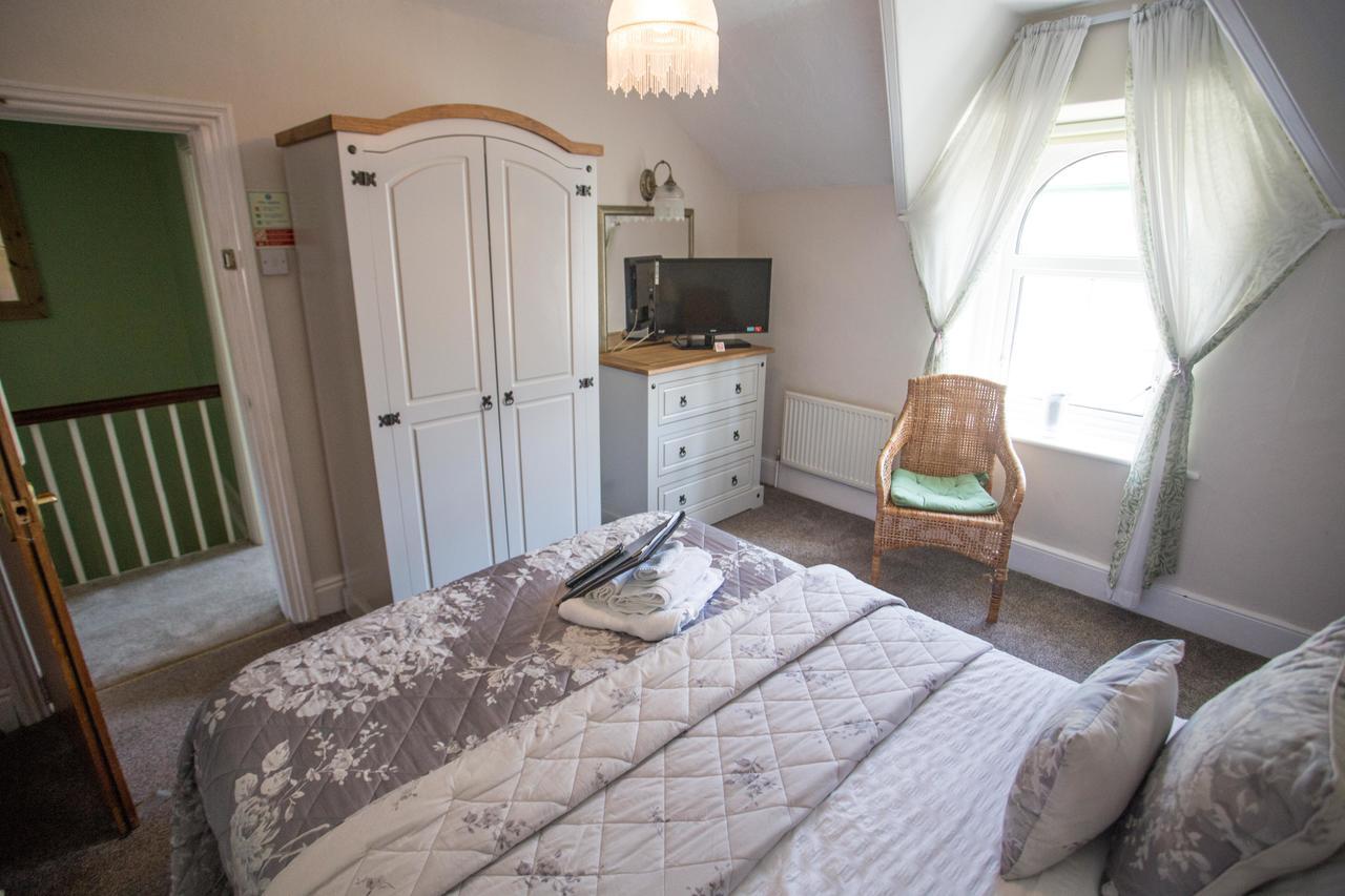 Cartref Guesthouse Карнарфон Екстериор снимка